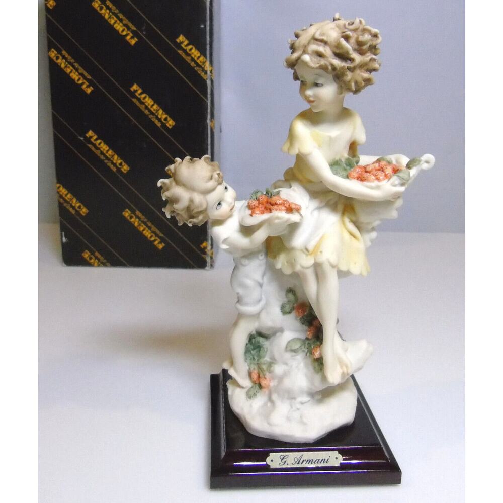 Giuseppe Armani Strawberry Party Sculpture Girl Boy Magic Memories Figurine 80s